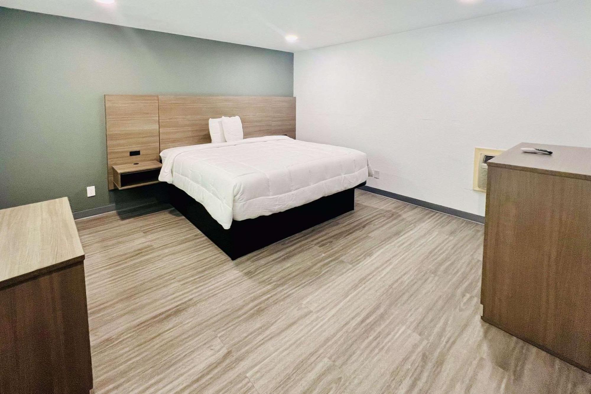 Rodeway Inn Mineola Luaran gambar